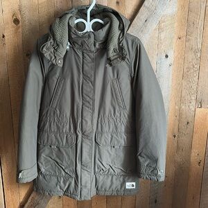 The North face women winter parka small